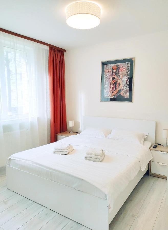 Smart Apartament Piatra Neamţ Exterior foto